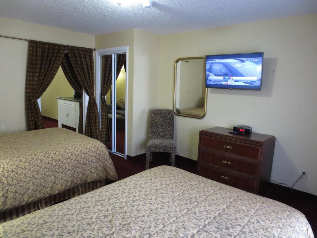 Roosevelt Inn & Suites Saratoga Springs Ballston Spa Εξωτερικό φωτογραφία