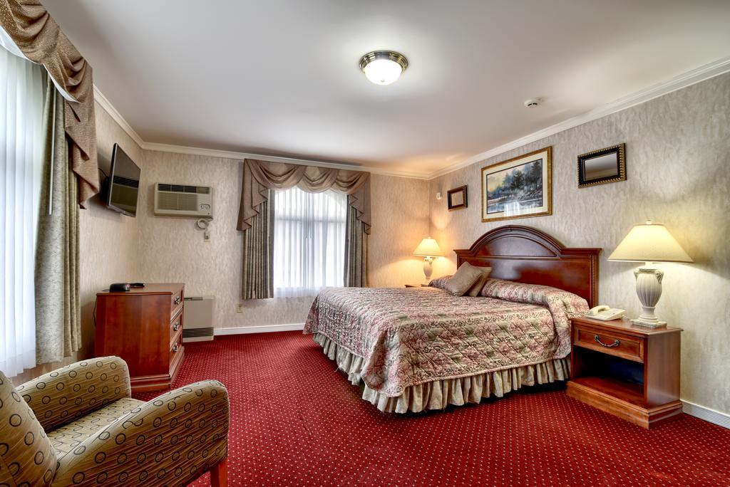 Roosevelt Inn & Suites Saratoga Springs Ballston Spa Εξωτερικό φωτογραφία