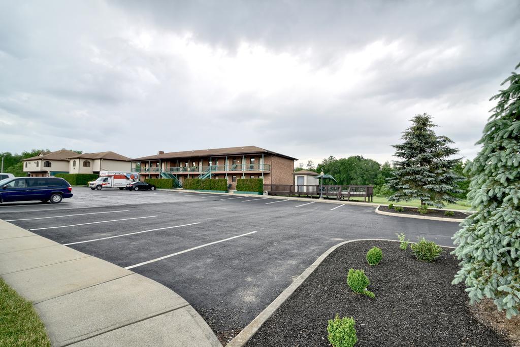 Roosevelt Inn & Suites Saratoga Springs Ballston Spa Εξωτερικό φωτογραφία